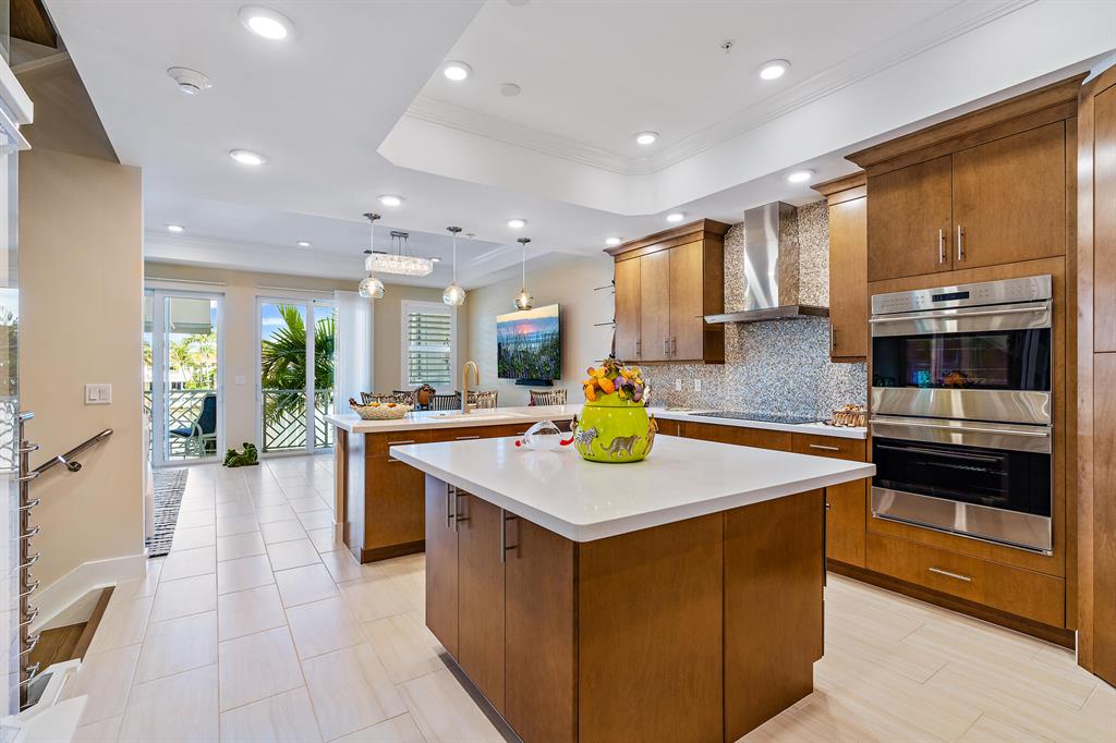 HARBOR VILLAS PALM BEACH - Residential