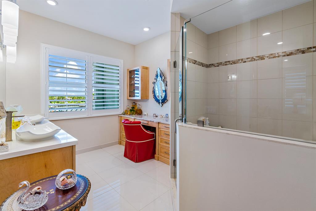 HARBOR VILLAS PALM BEACH - Residential