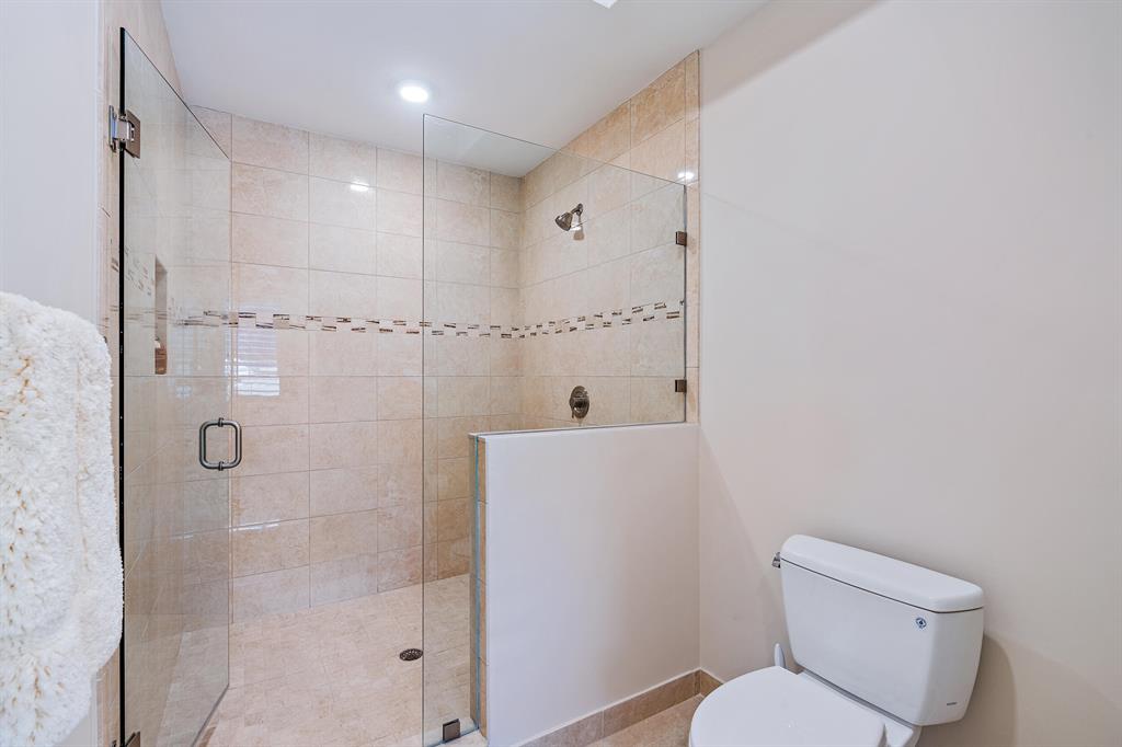 HARBOR VILLAS PALM BEACH - Residential