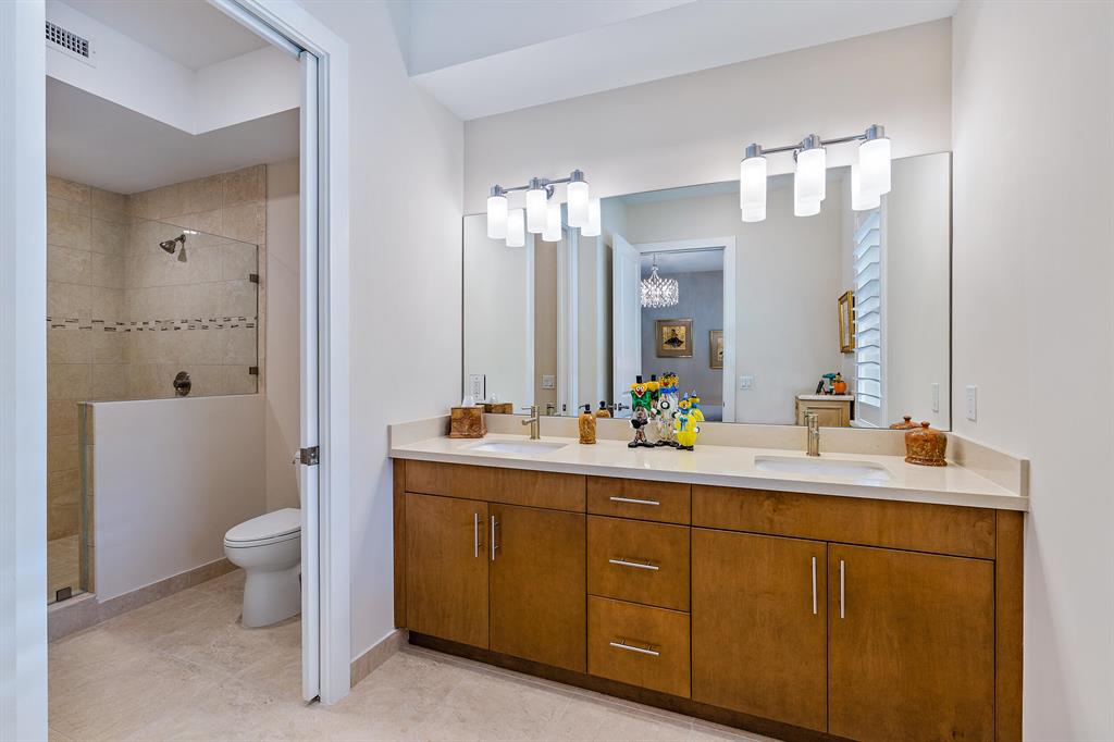 HARBOR VILLAS PALM BEACH - Residential