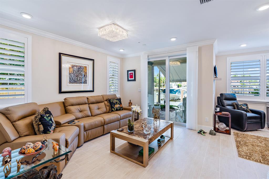 HARBOR VILLAS PALM BEACH - Residential