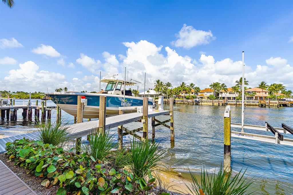 HARBOR VILLAS PALM BEACH - Residential