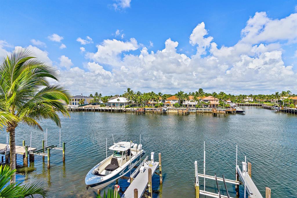 HARBOR VILLAS PALM BEACH - Residential