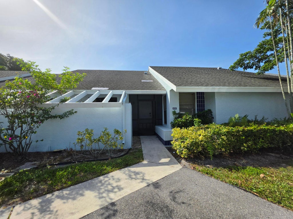 Photo of 10780 Waterberry Drive, Boca Raton, FL 33498 (MLS # B26059011)