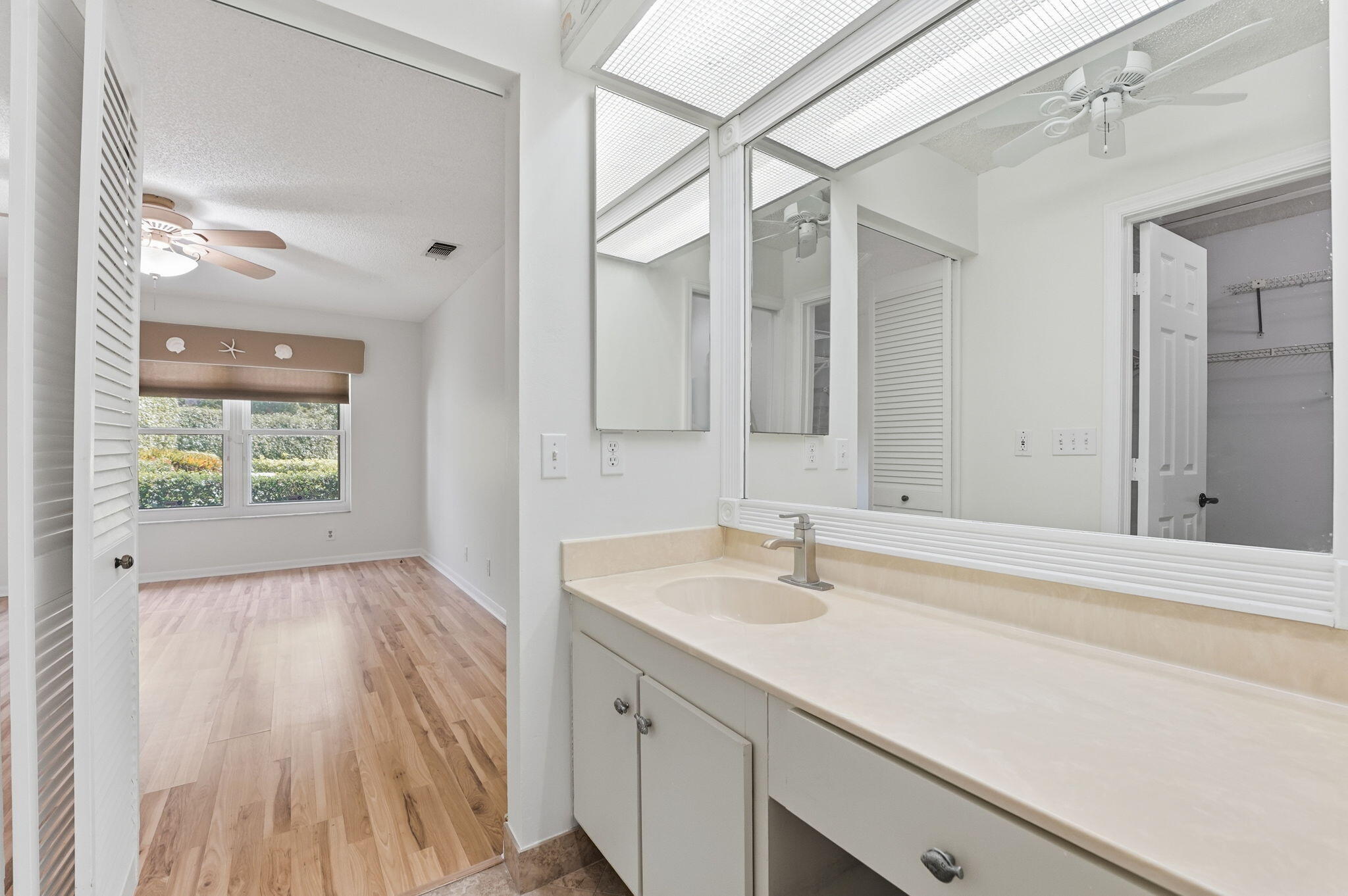 SOUTHPOINTE - Residential Lease