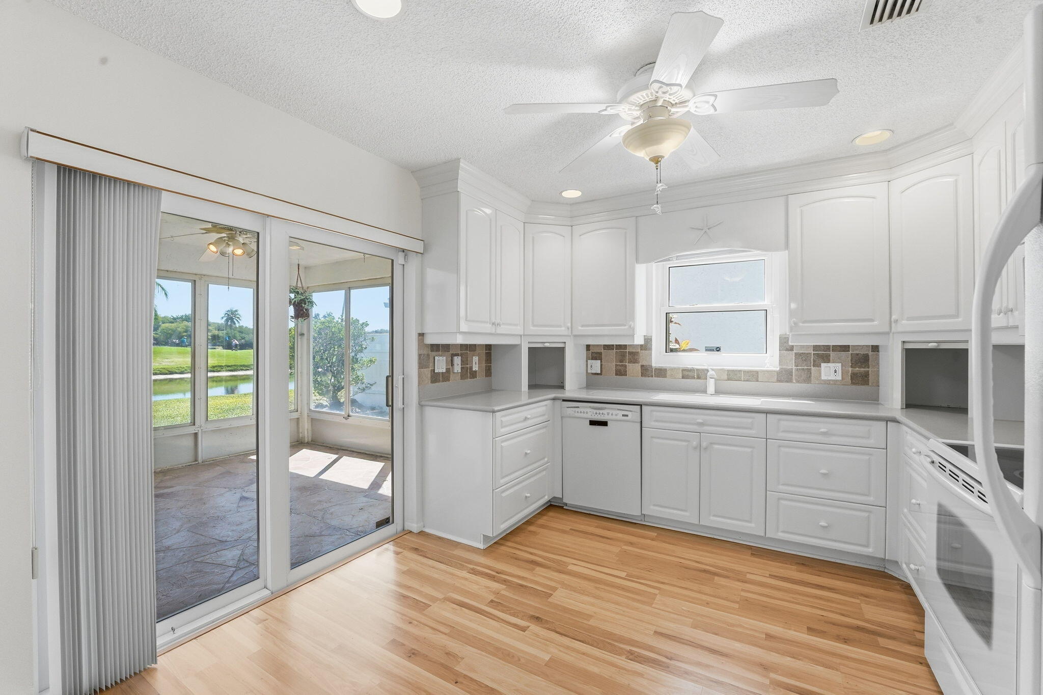 SOUTHPOINTE - Residential Lease
