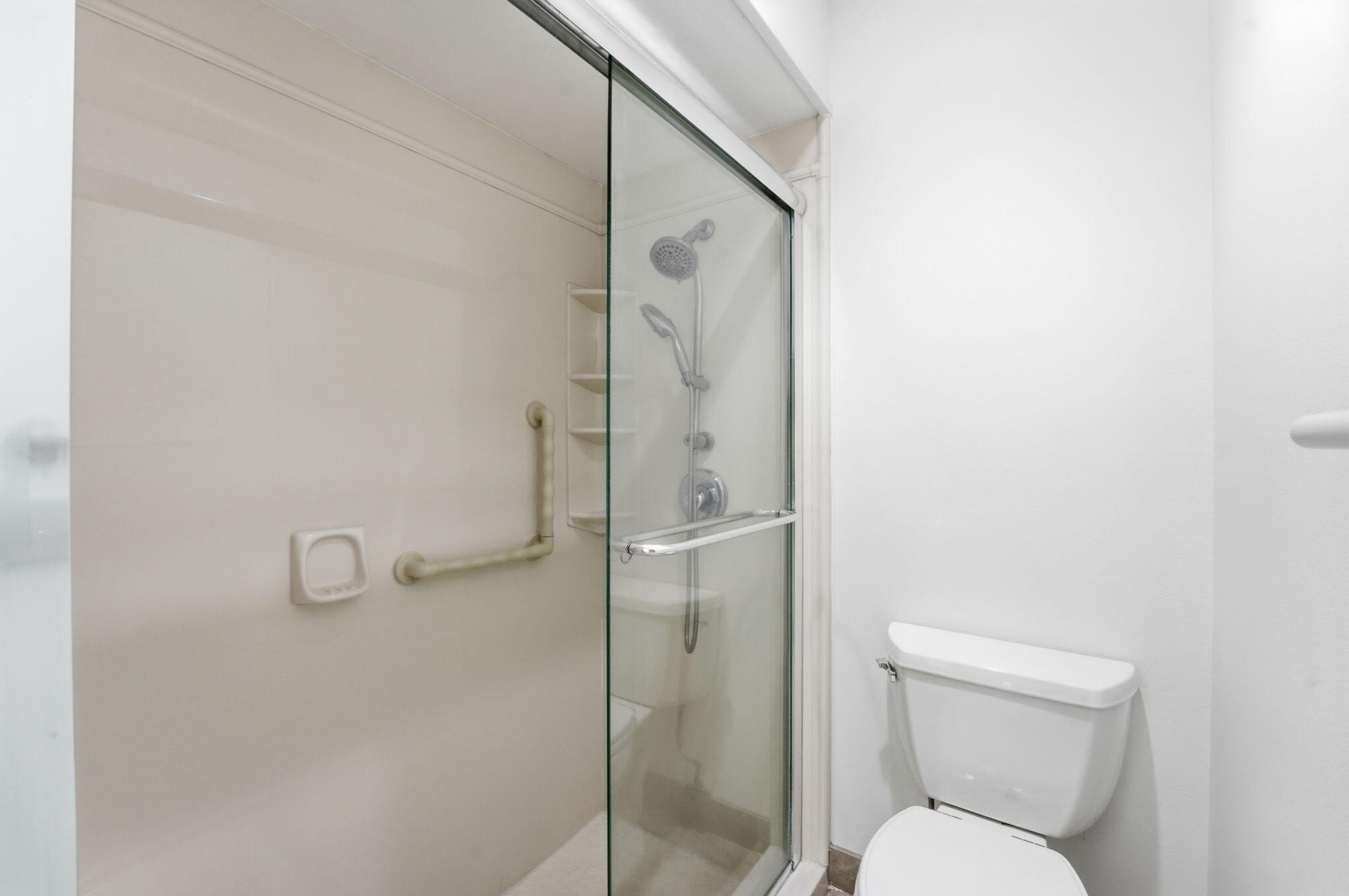 SOUTHPOINTE - Residential Lease