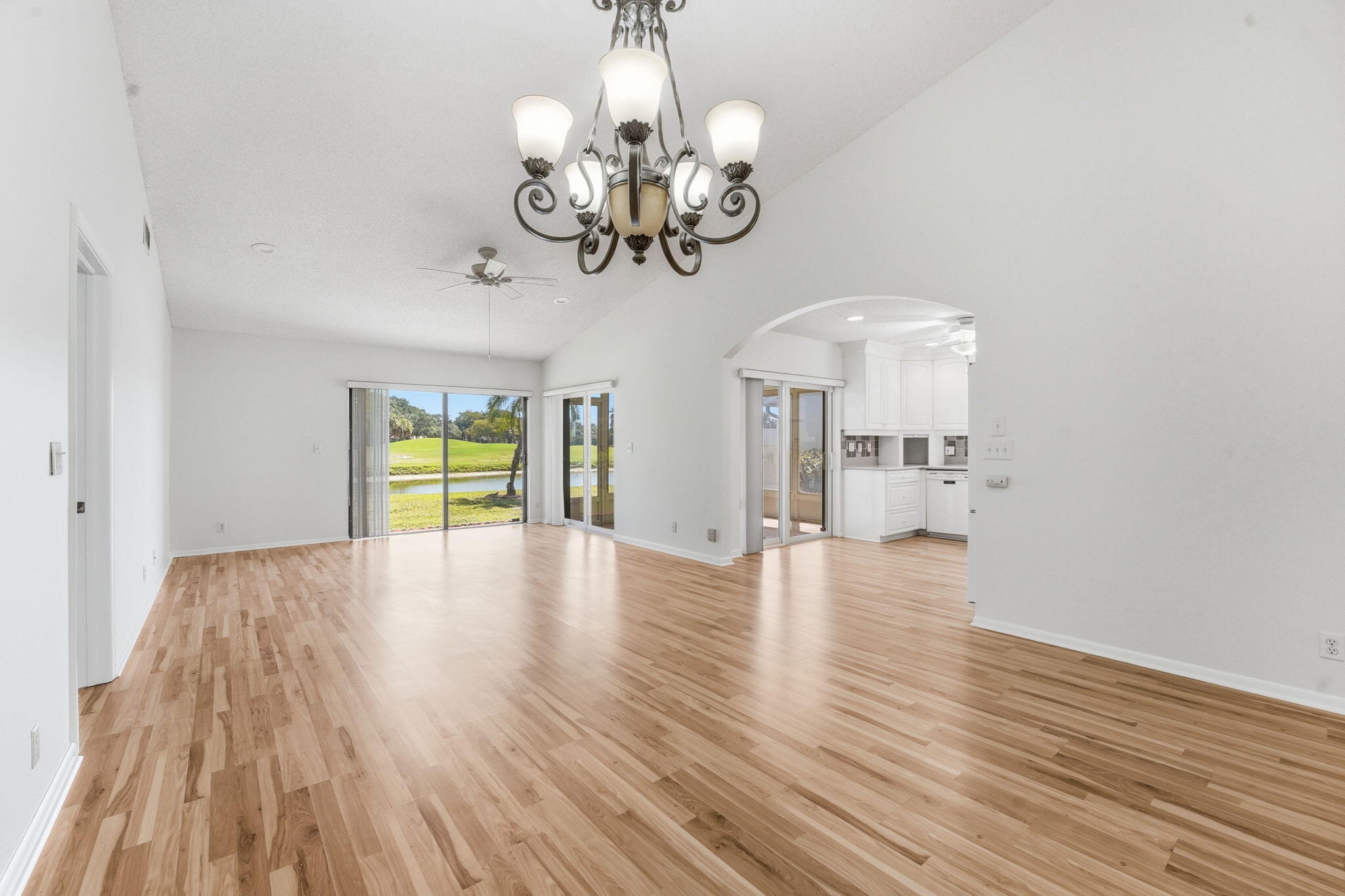 SOUTHPOINTE - Residential Lease