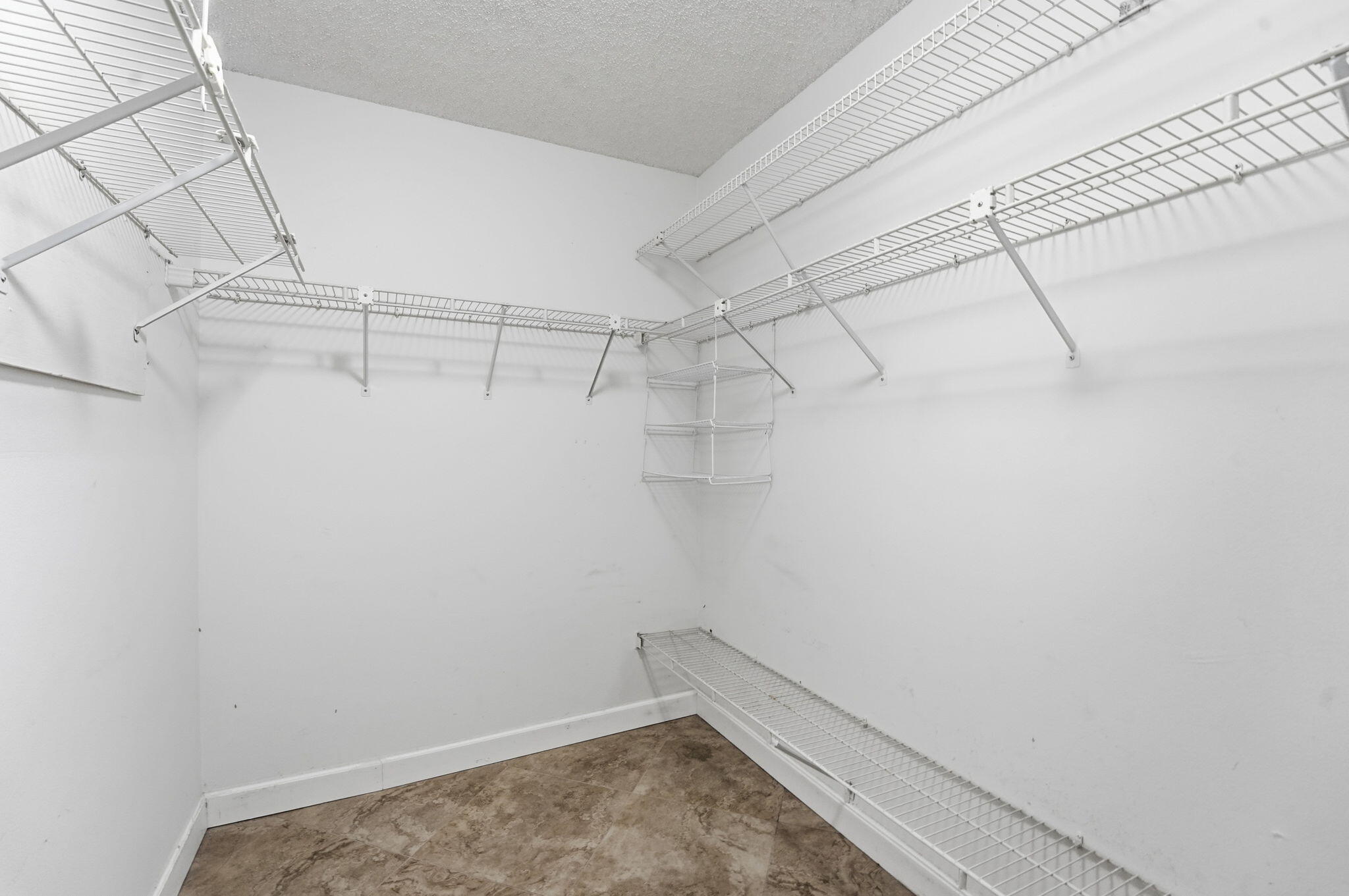 SOUTHPOINTE - Residential Lease
