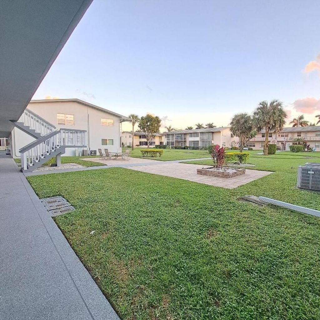 Photo of 42 Waltham B, West Palm Beach, FL 33417 (MLS # R11151692)