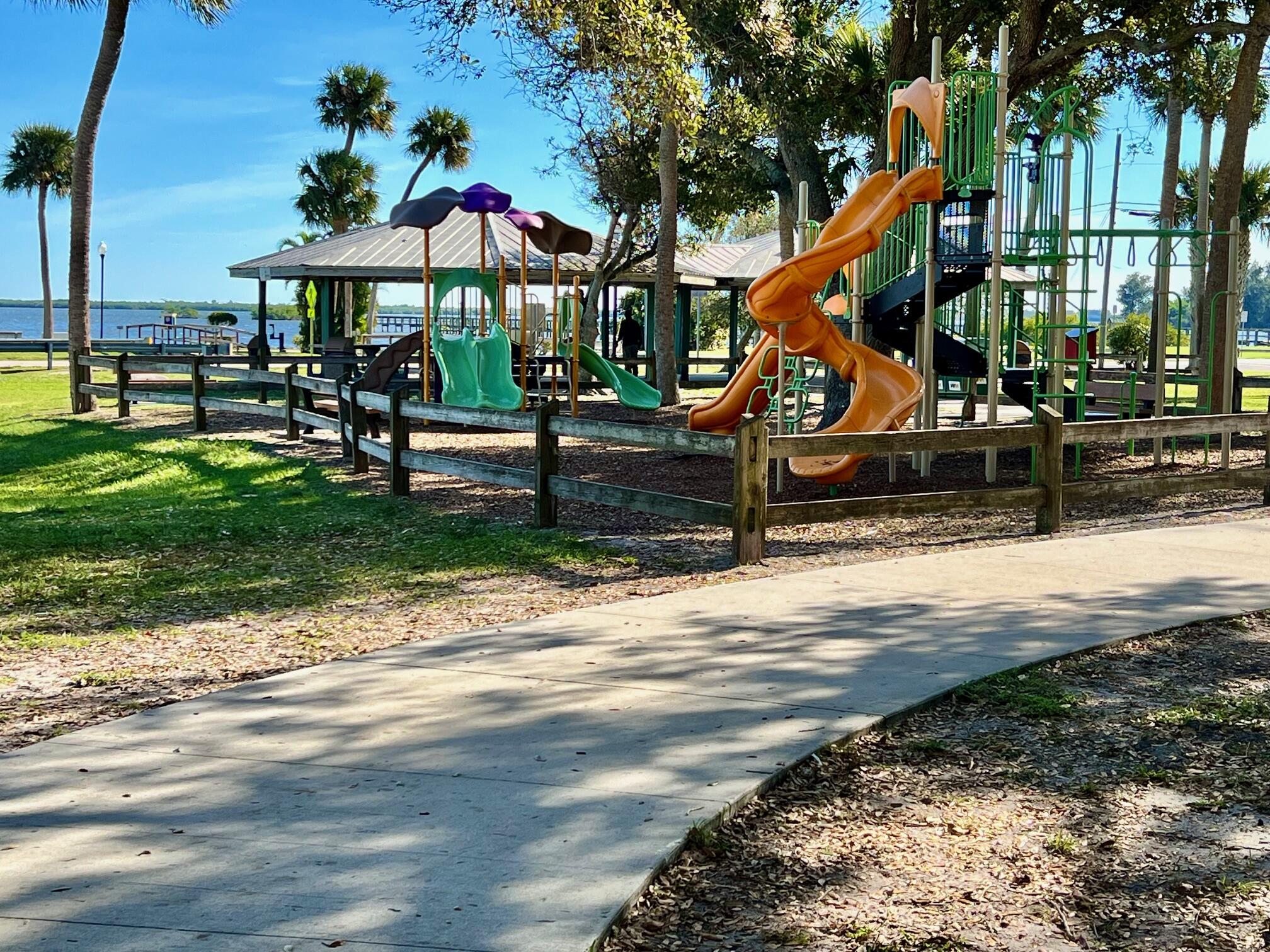 Sebastian Highlands - Land