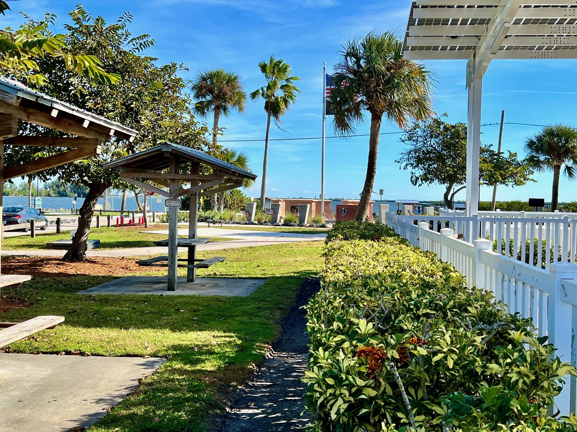 Sebastian Highlands - Land