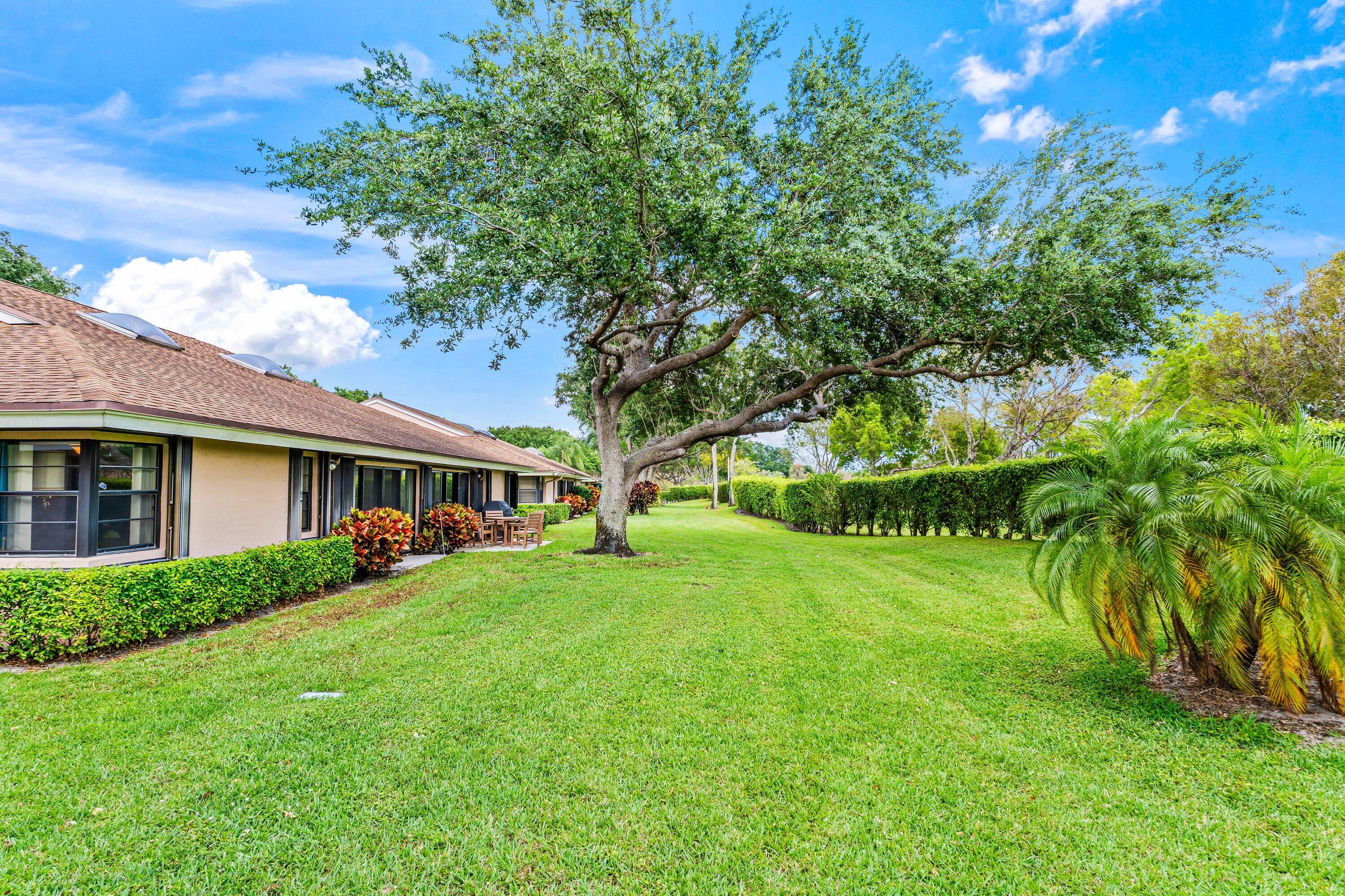 WHISPER WALK SEC E CONDO - Residential