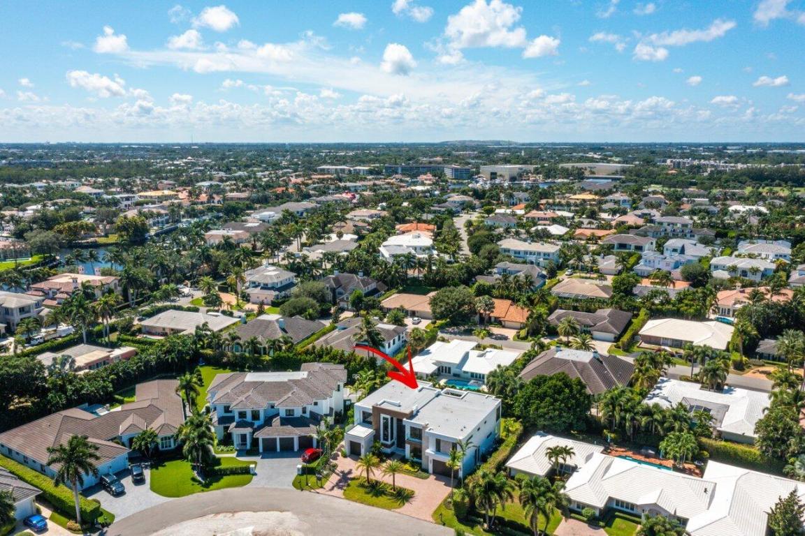 ROYAL PALM YACHT & COUNTRY CLUB - Residential