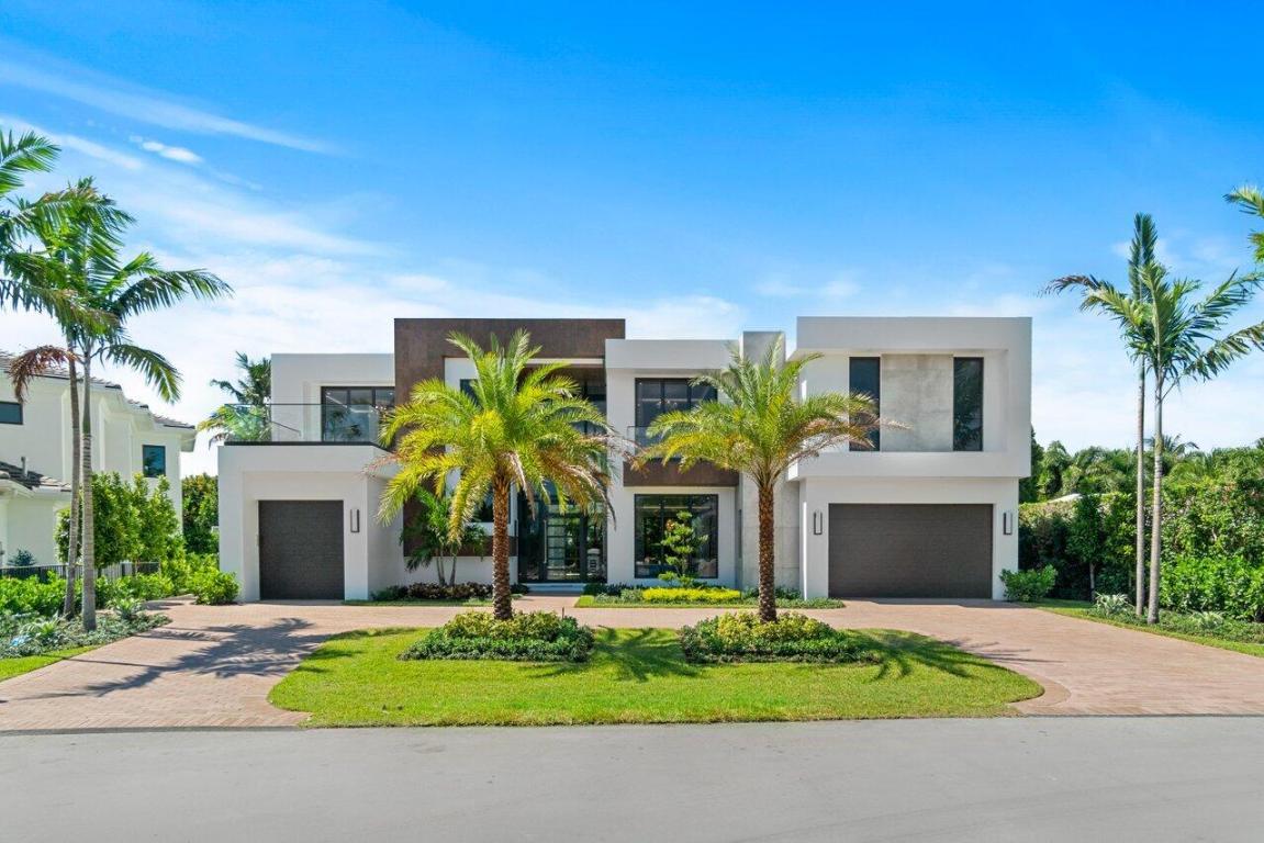 ROYAL PALM YACHT & COUNTRY CLUB - Residential