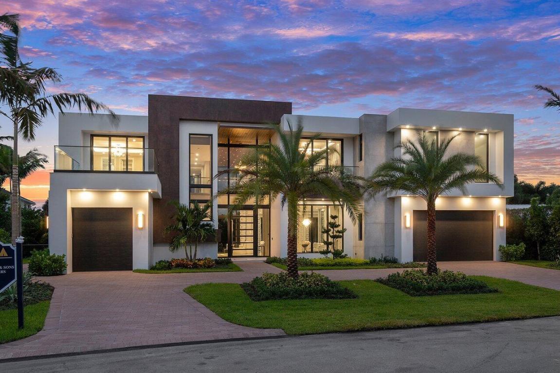 ROYAL PALM YACHT & COUNTRY CLUB - Residential