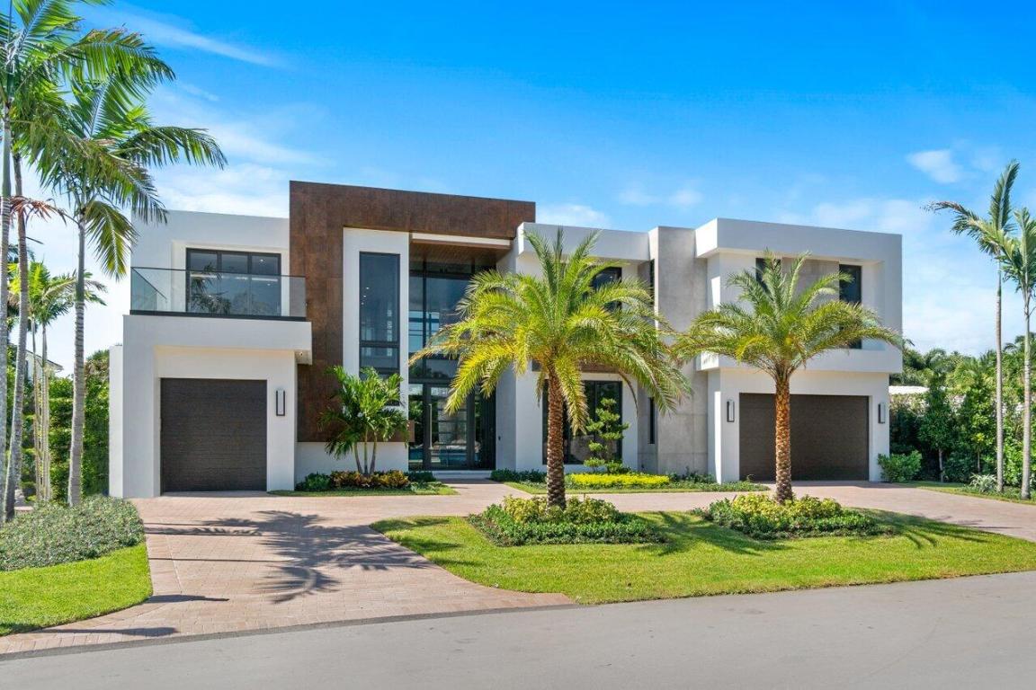 ROYAL PALM YACHT & COUNTRY CLUB - Residential