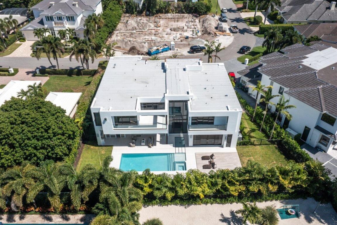 ROYAL PALM YACHT & COUNTRY CLUB - Residential