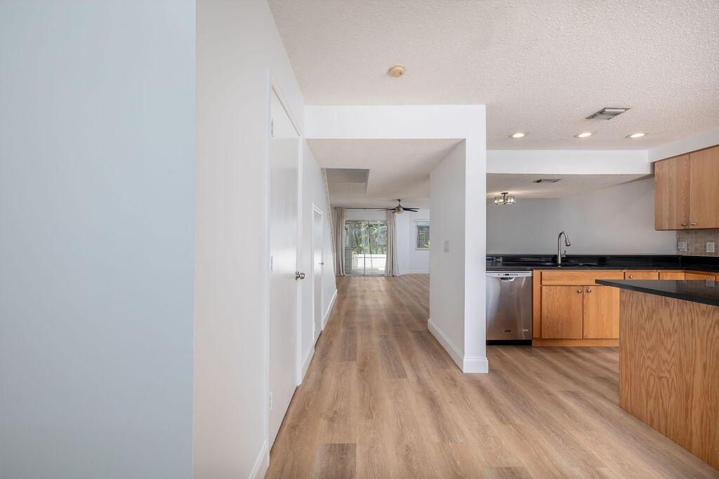 View photos, virtual tours, details... 6159 Riverwalk 2 Lane 2