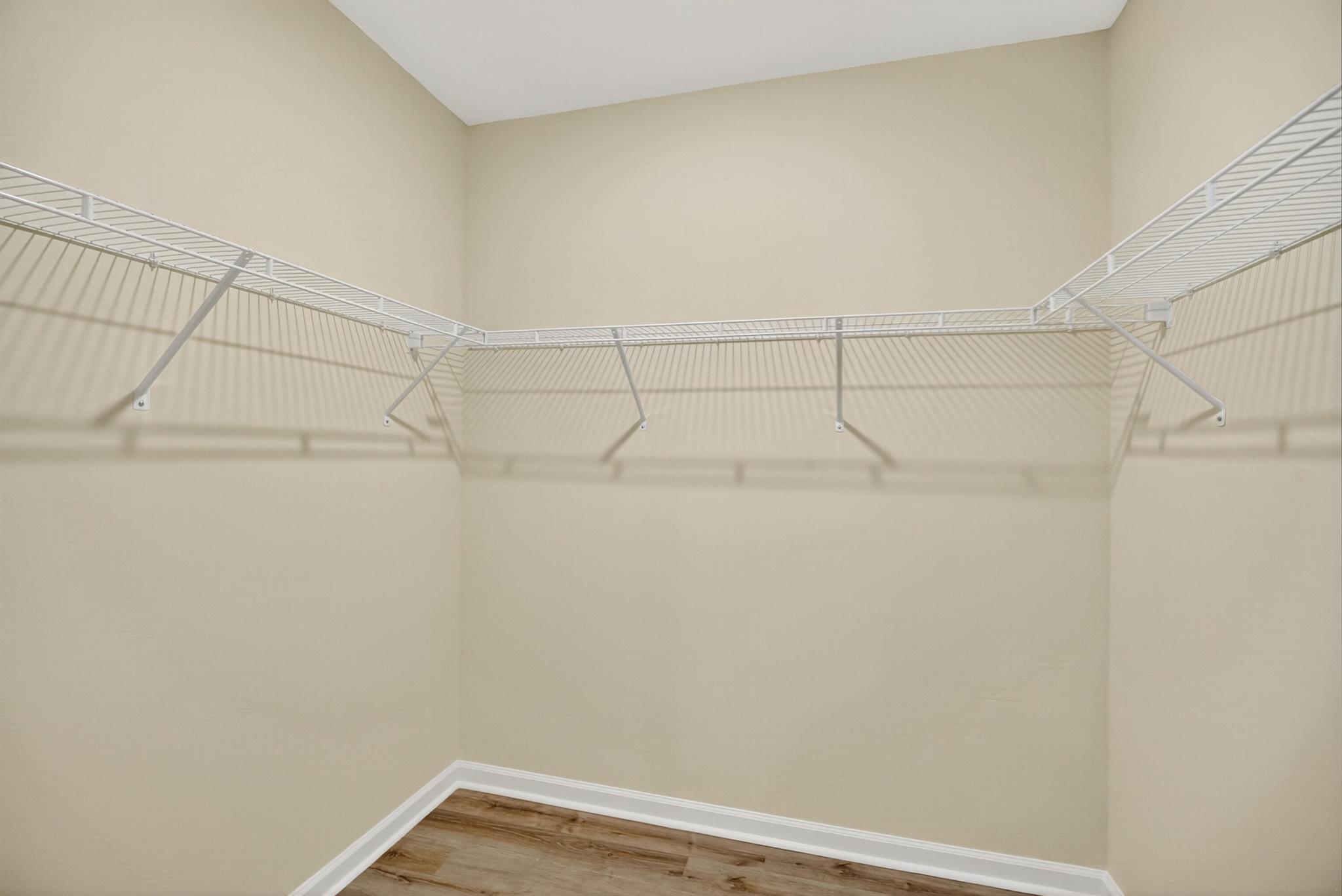 LOST TREE PRESERVE - Residential Lease