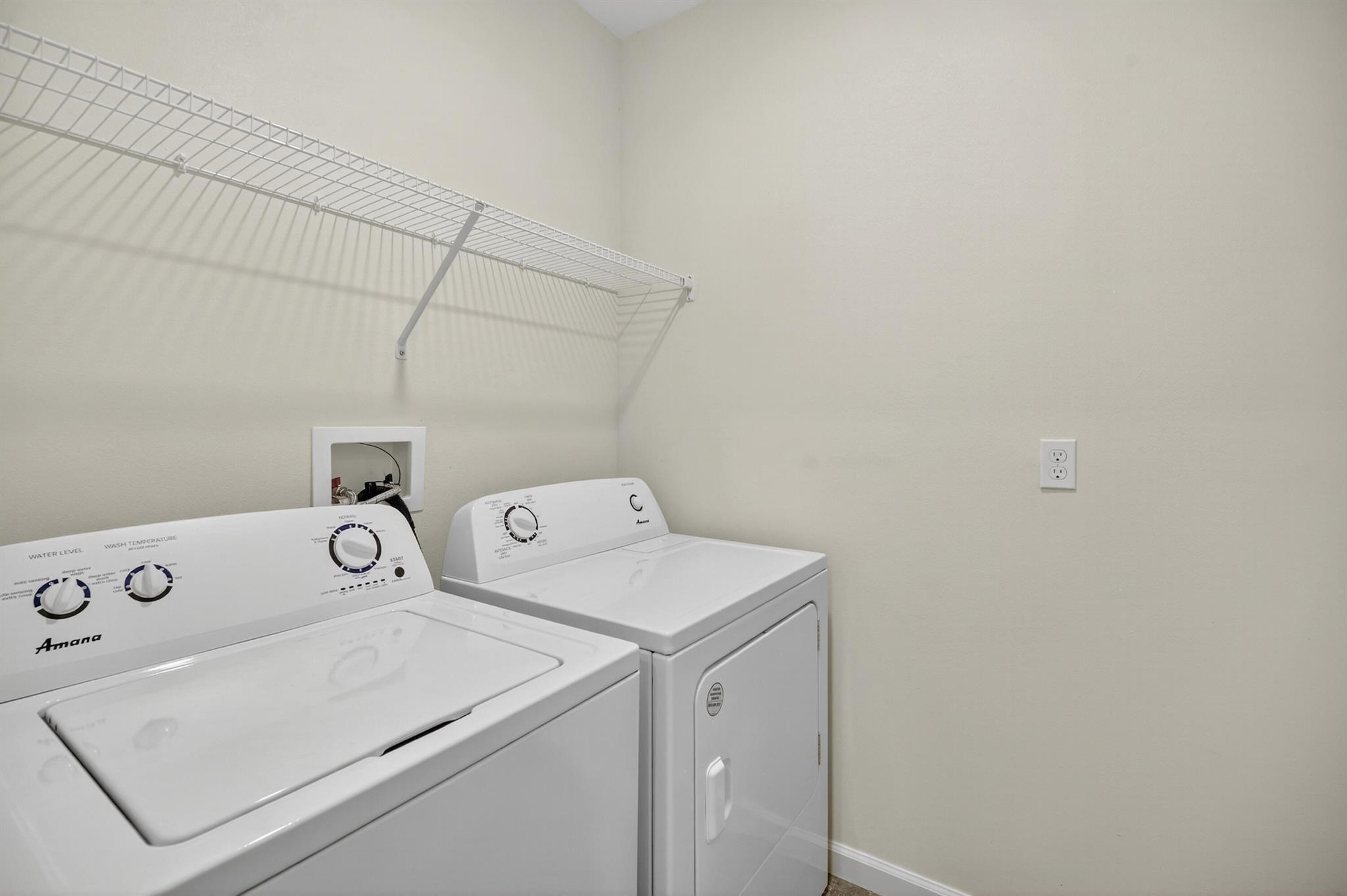 LOST TREE PRESERVE - Residential Lease