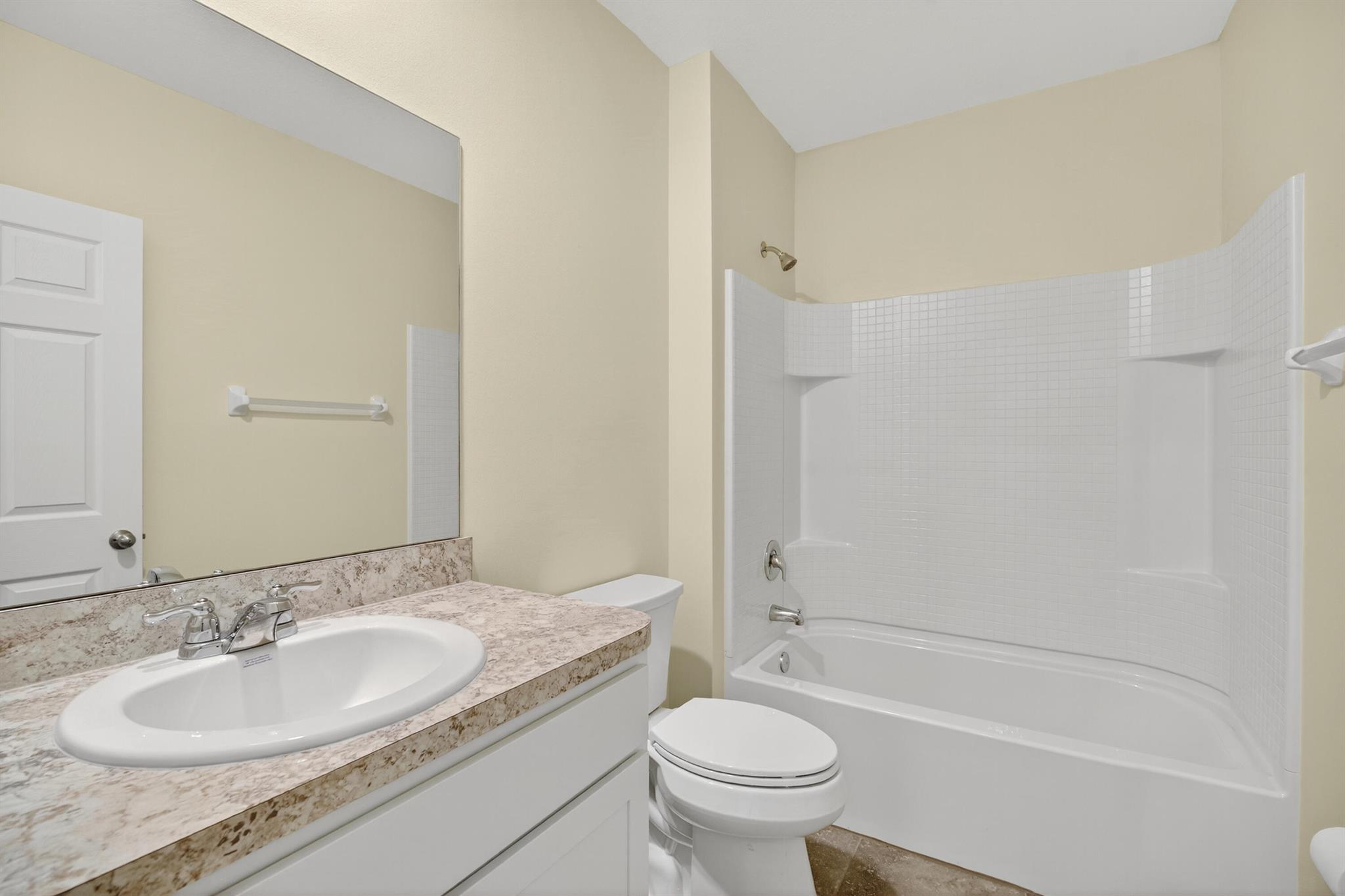 LOST TREE PRESERVE - Residential Lease