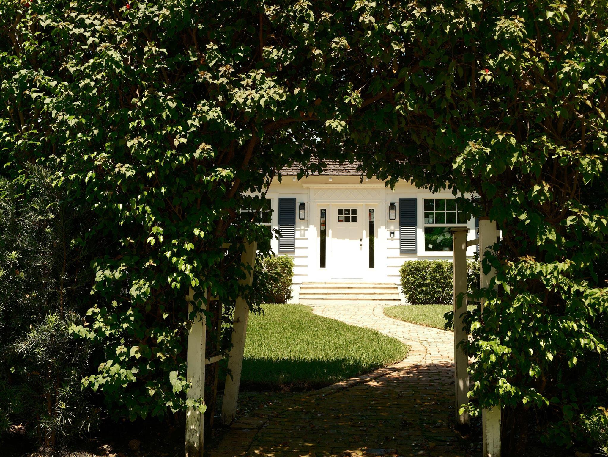 SEAGATE SEC A - Residential Lease