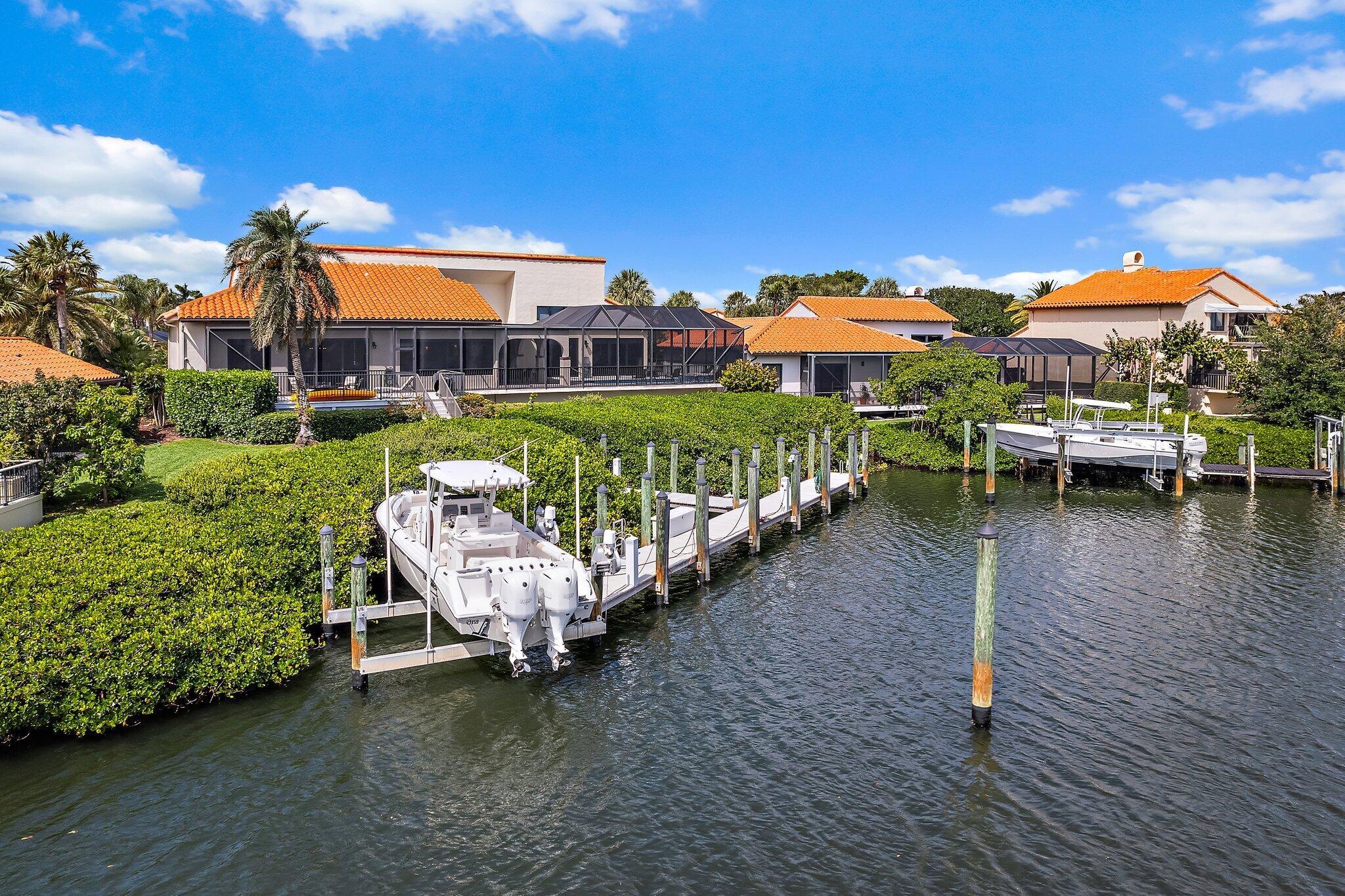 JONATHANS LANDING-PASSAGE - Residential