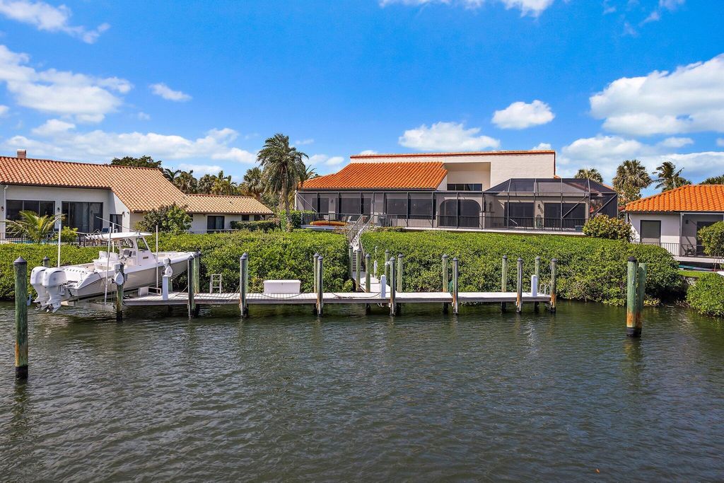 Photo of 17058 Passage North, Jupiter, FL 33477 (MLS # R11085308)