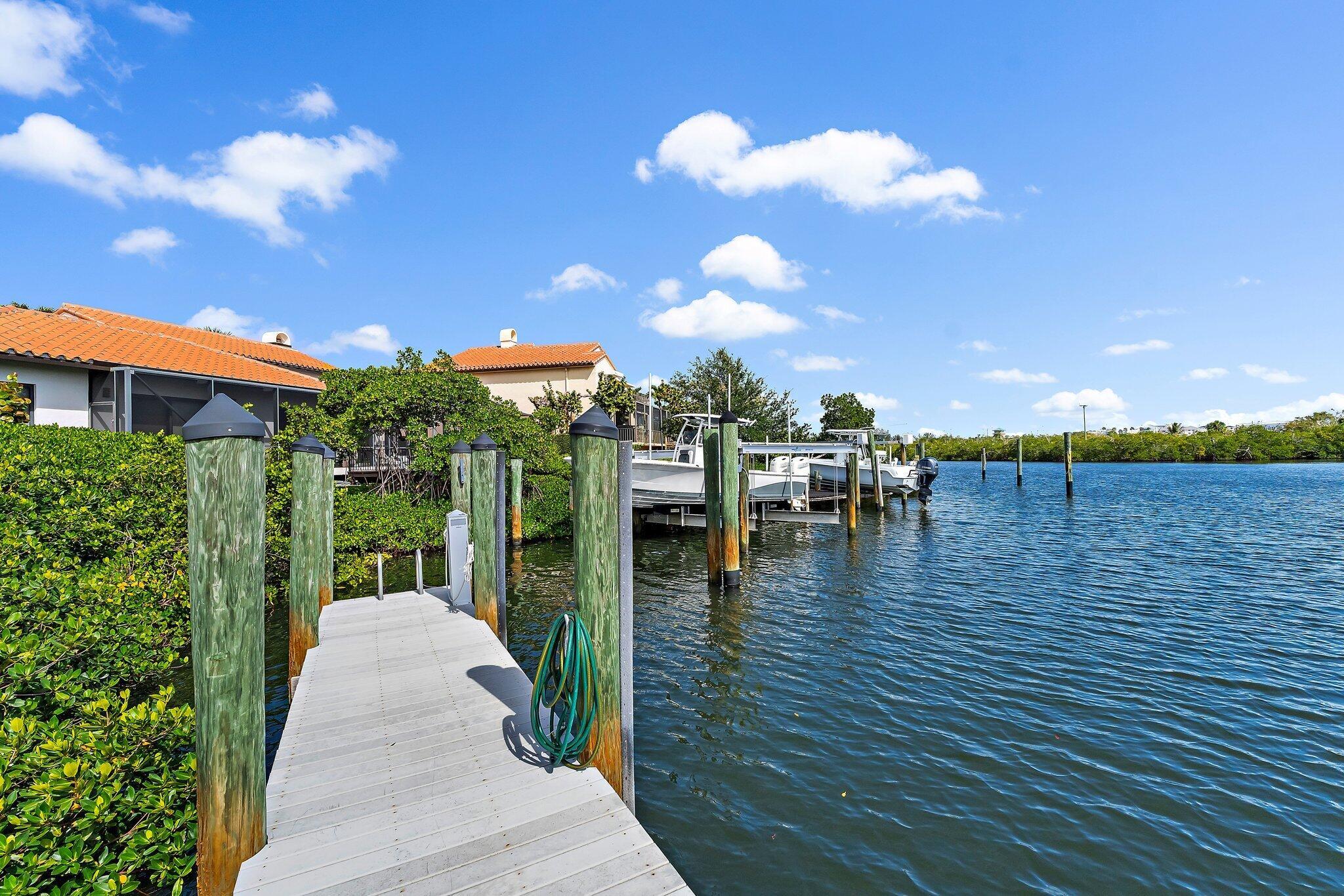 JONATHANS LANDING-PASSAGE - Residential