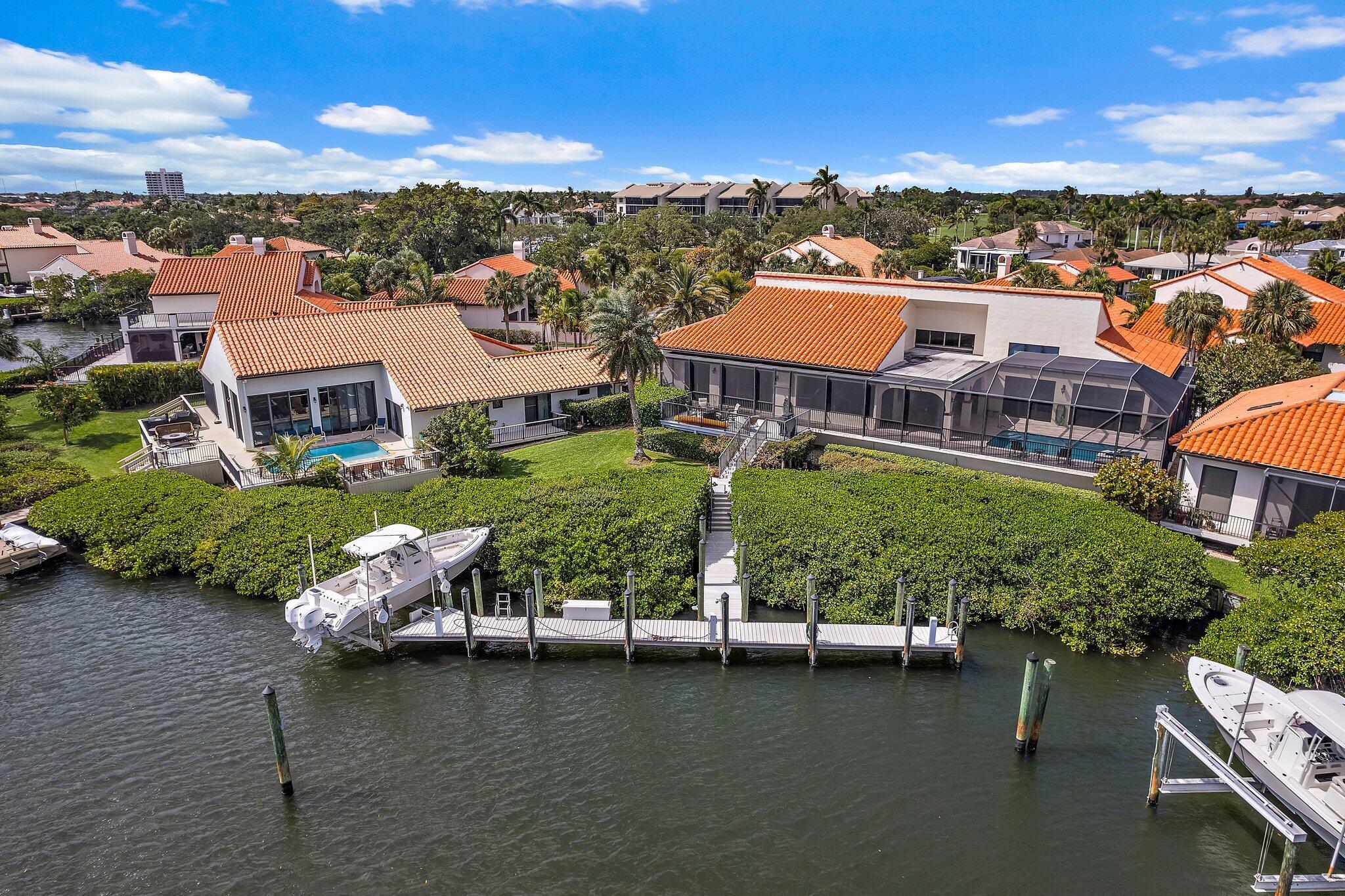 JONATHANS LANDING-PASSAGE - Residential