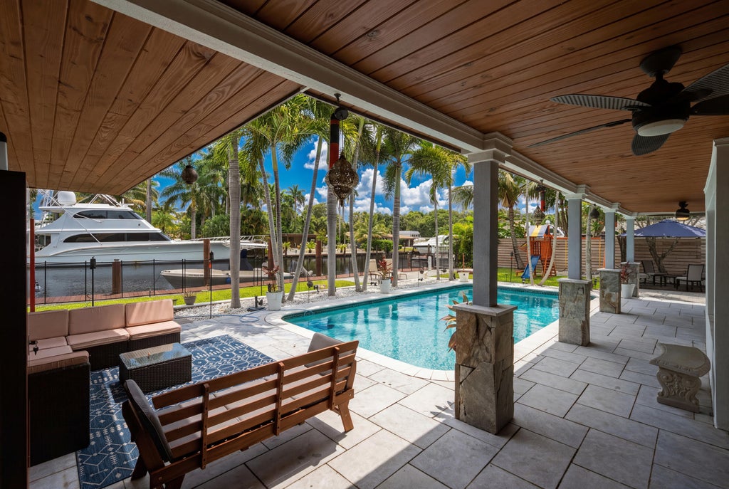 Photo of 2587 SW 30TH Avenue, Fort Lauderdale, FL 33312 (MLS # B26055327)