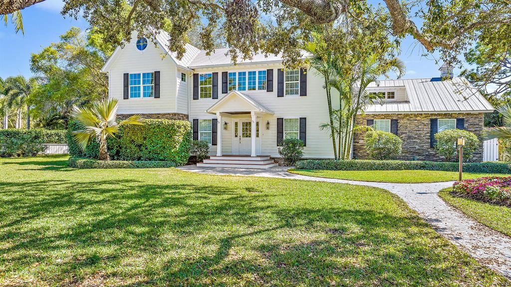 Photo of 19780 Earlwood Drive, Jupiter, FL 33458 (MLS # R10865621)