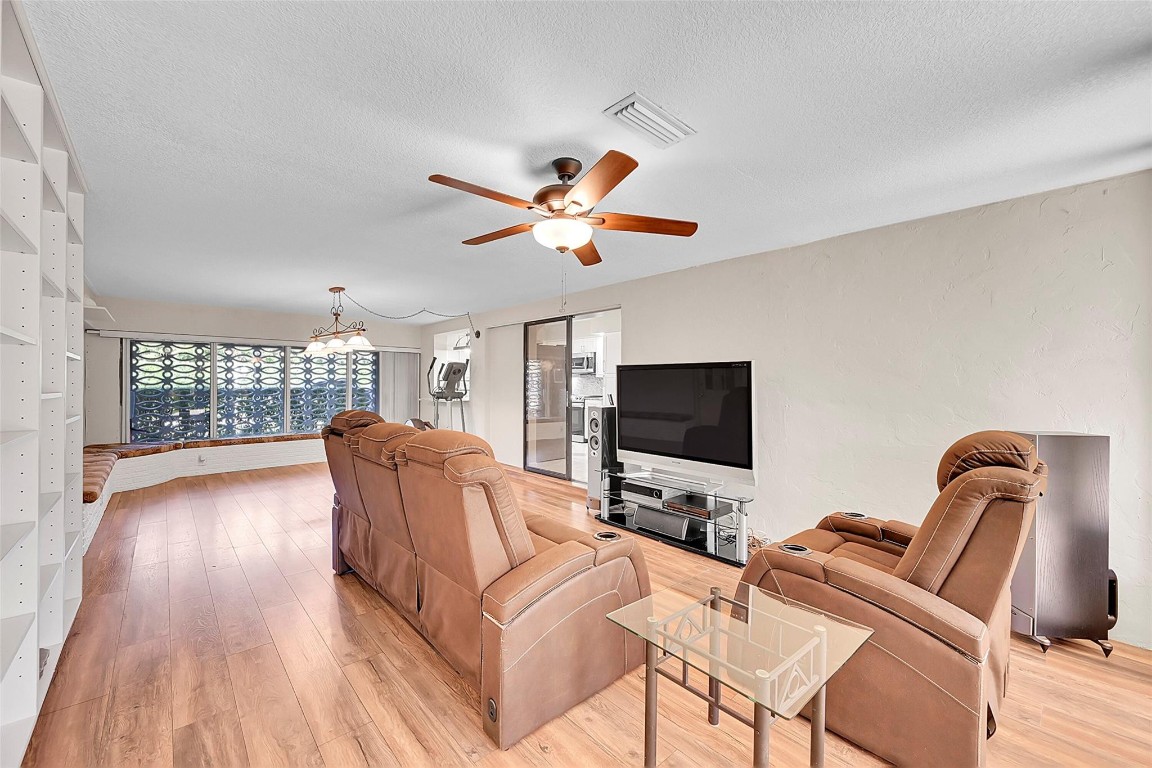 Edgefield 1st Sec 49-31 B - Residential