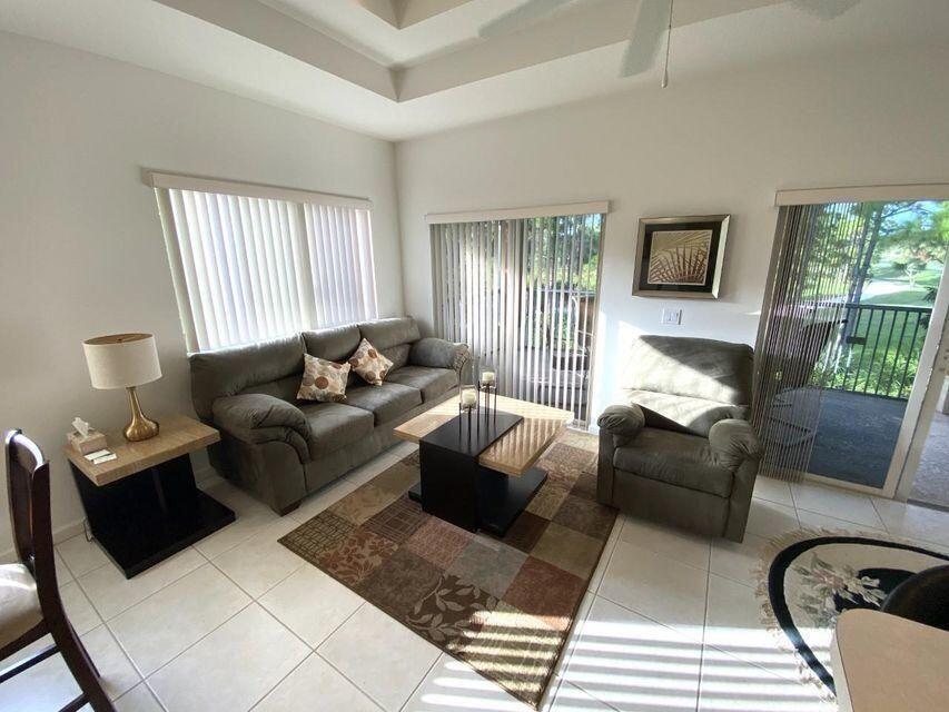 CASTLE PINES CONDOMINIUM - Residential Lease