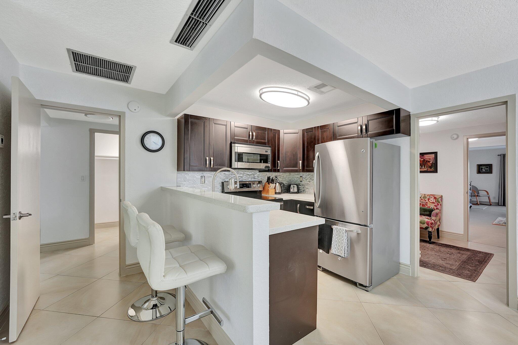 3212 NE 12th Street 201