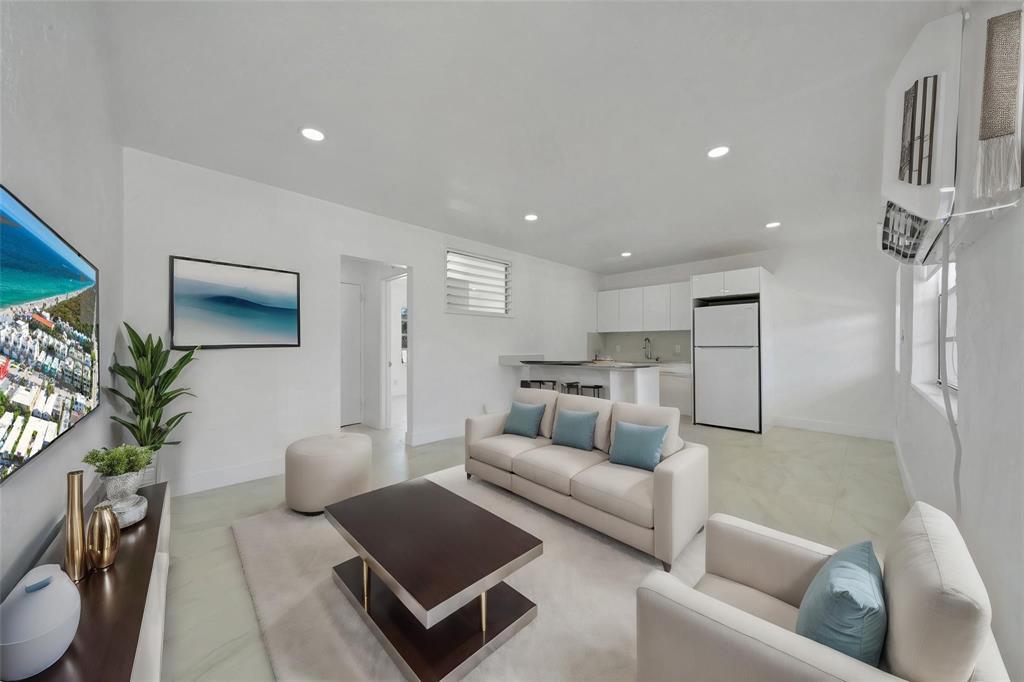 323 Elm Street 7