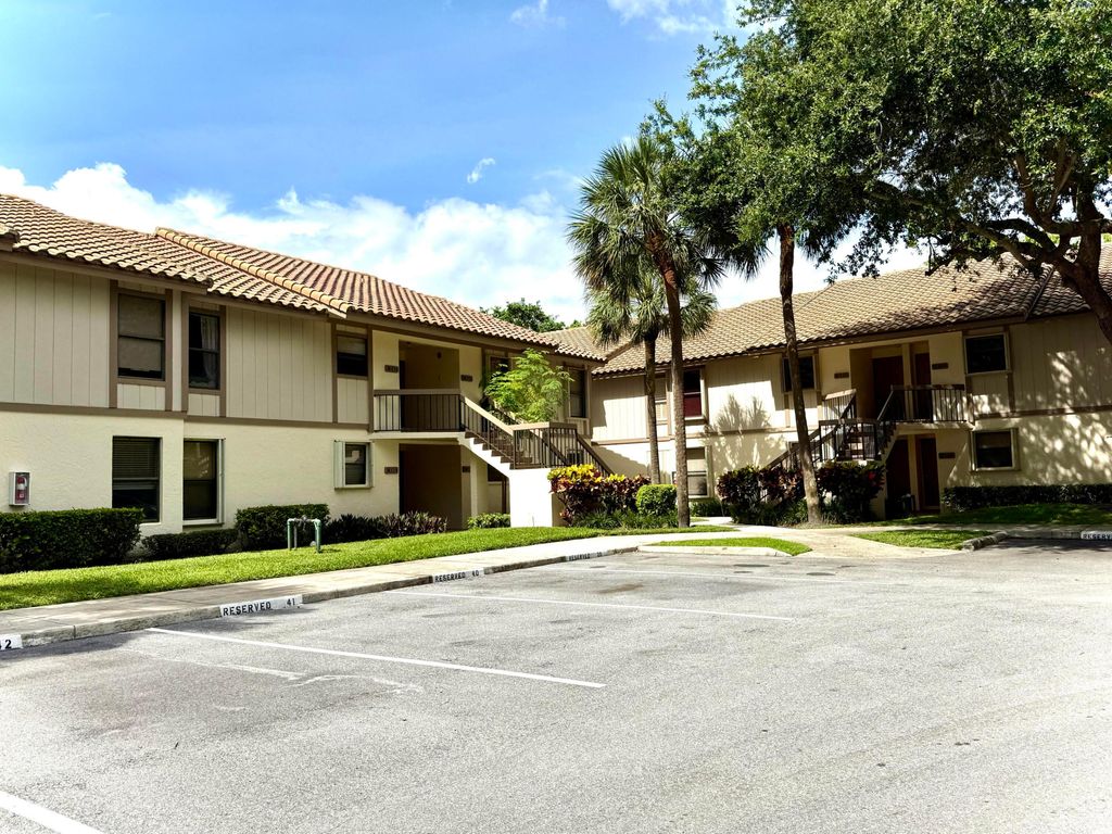 Photo of 3130 Millwood Terrace #1110, Boca Raton, FL 33431 (MLS # B26034513)