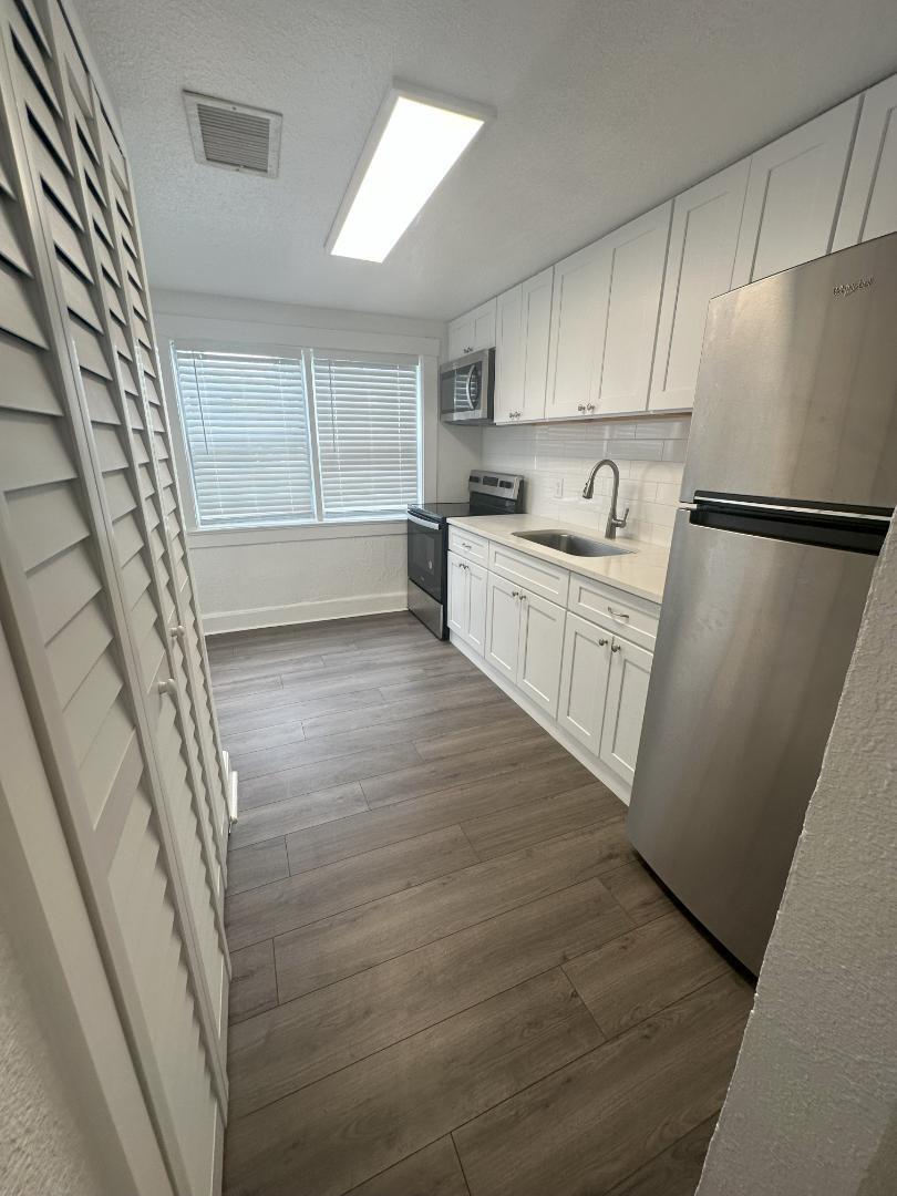 BOYNTON HEIGHTS - Residential Lease