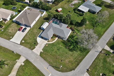 A home in Fellsmere