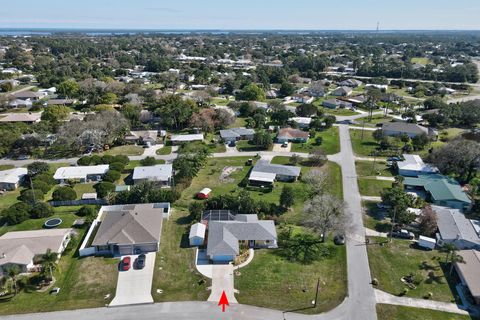 A home in Fellsmere