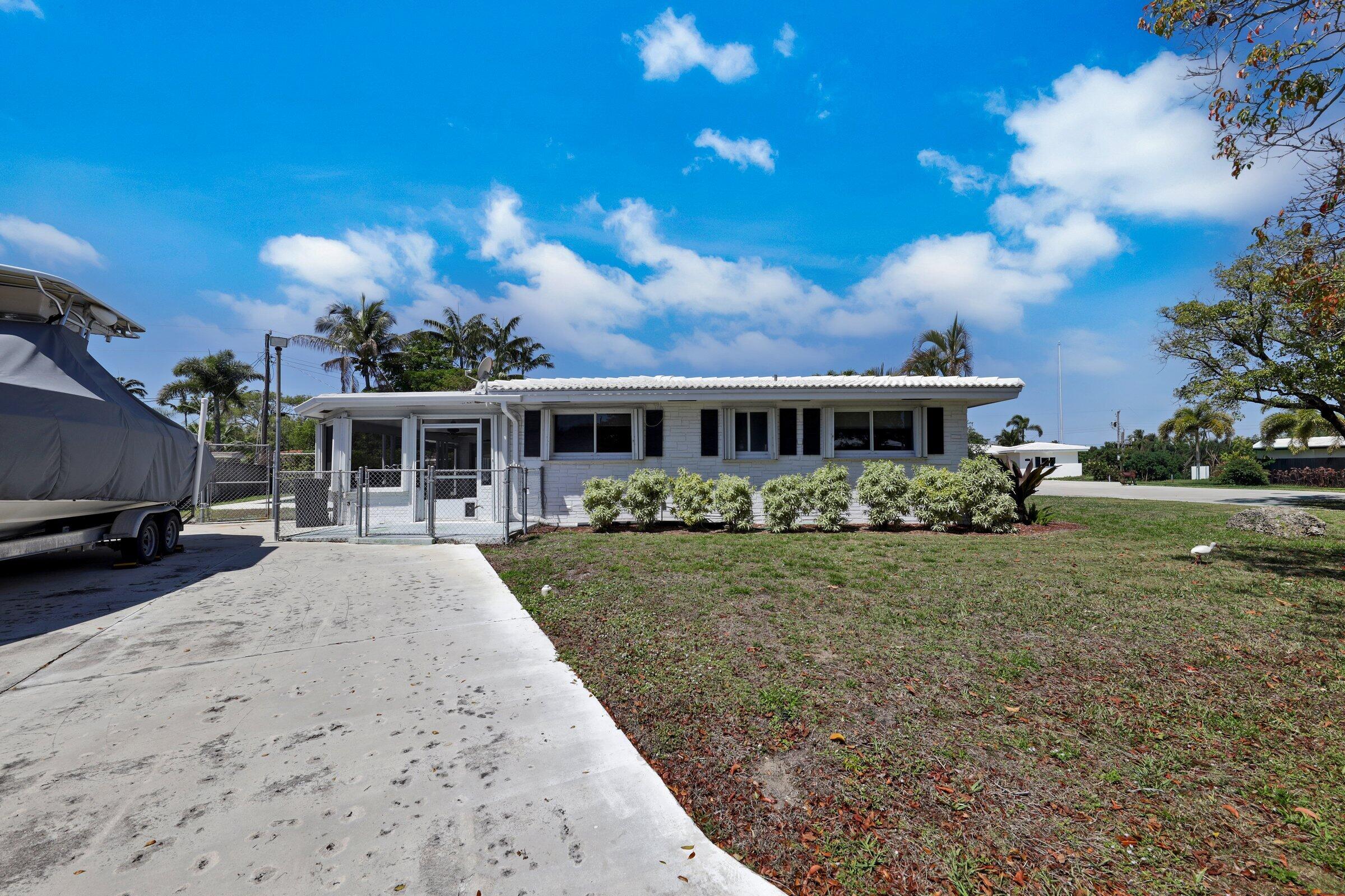 IMPERIAL POINT 1 SEC - Residential