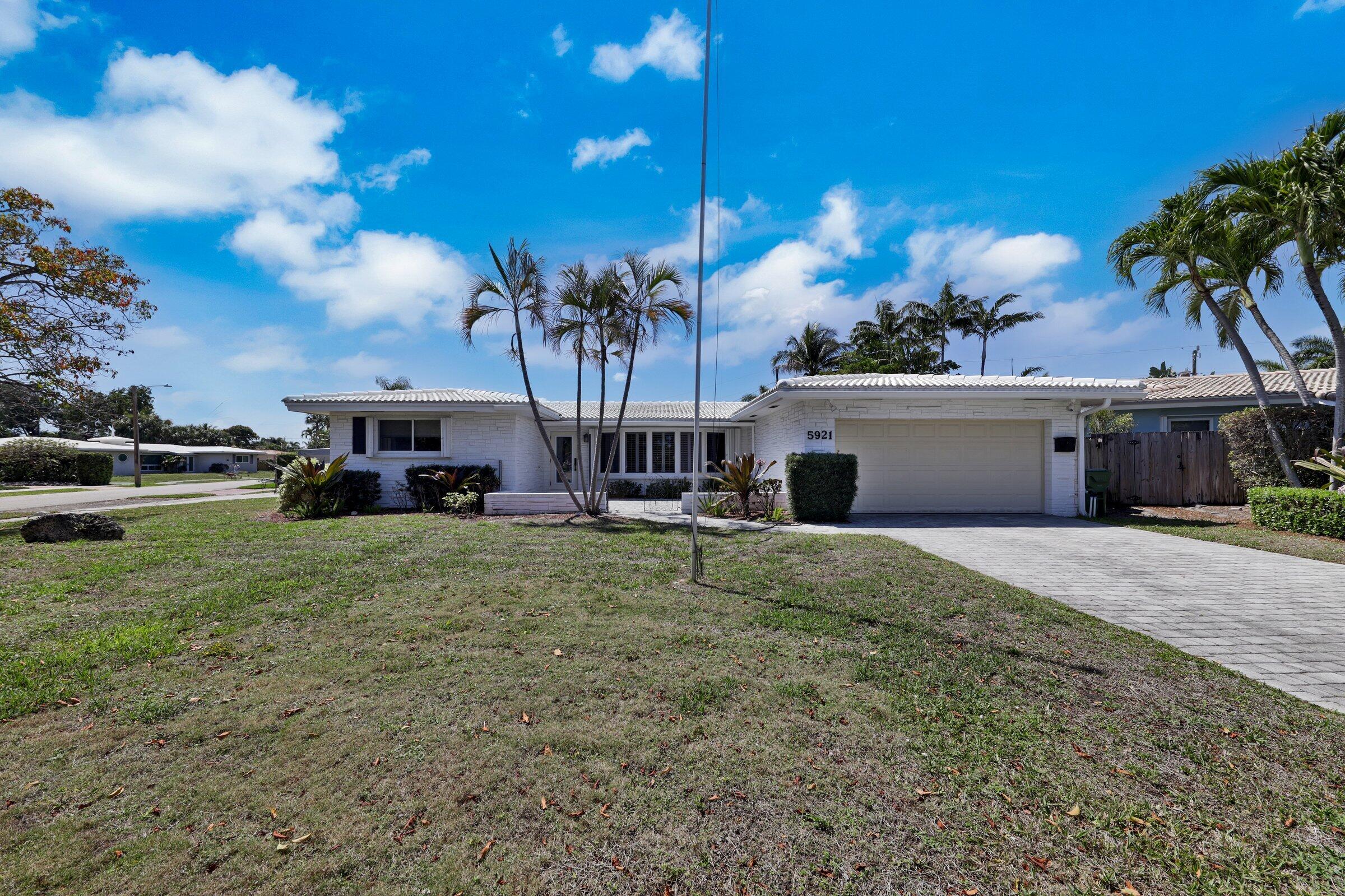 IMPERIAL POINT 1 SEC - Residential