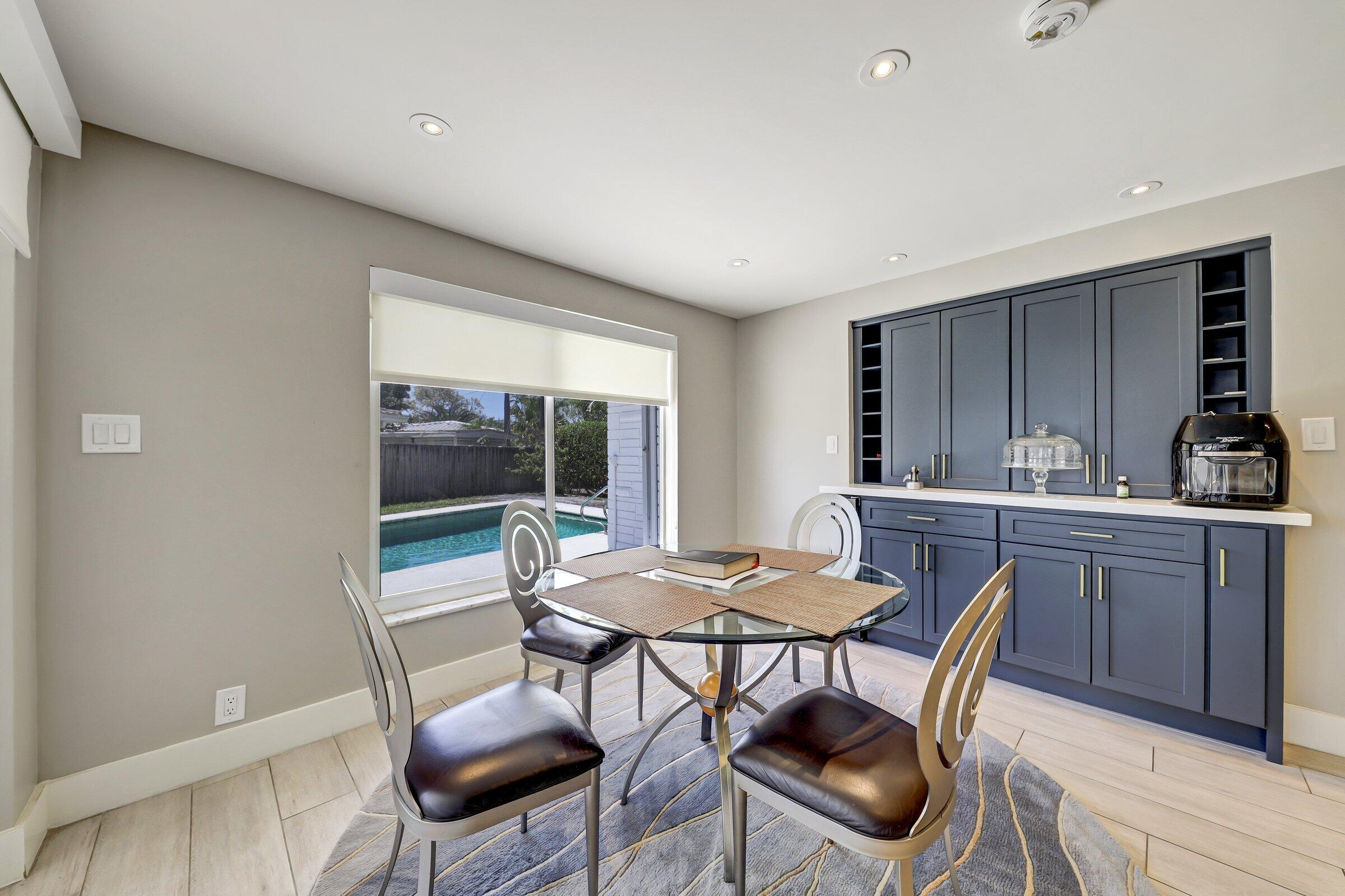 IMPERIAL POINT 1 SEC - Residential