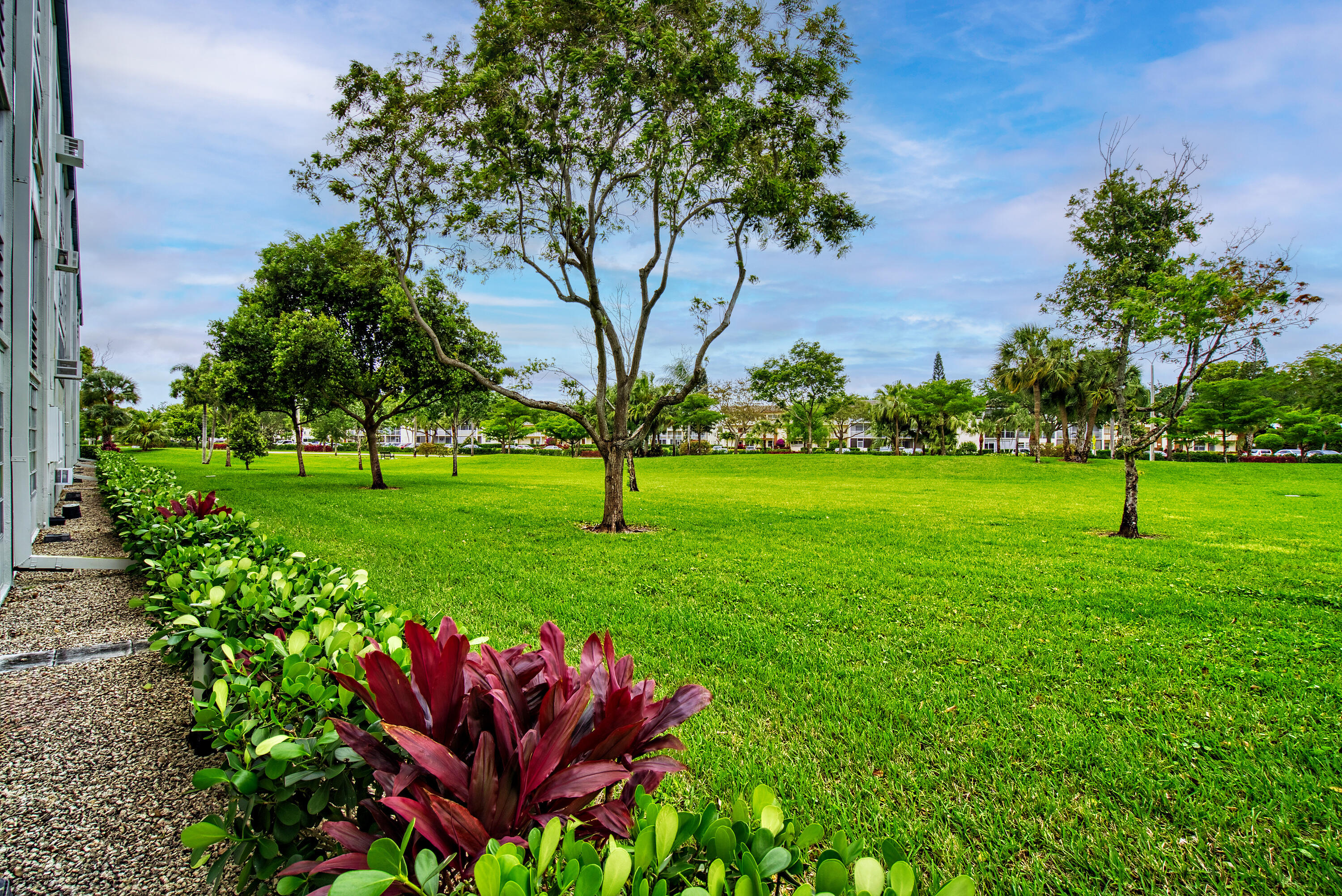 LINCOLN AT CENTURY VILLAGE CONDO - Residential