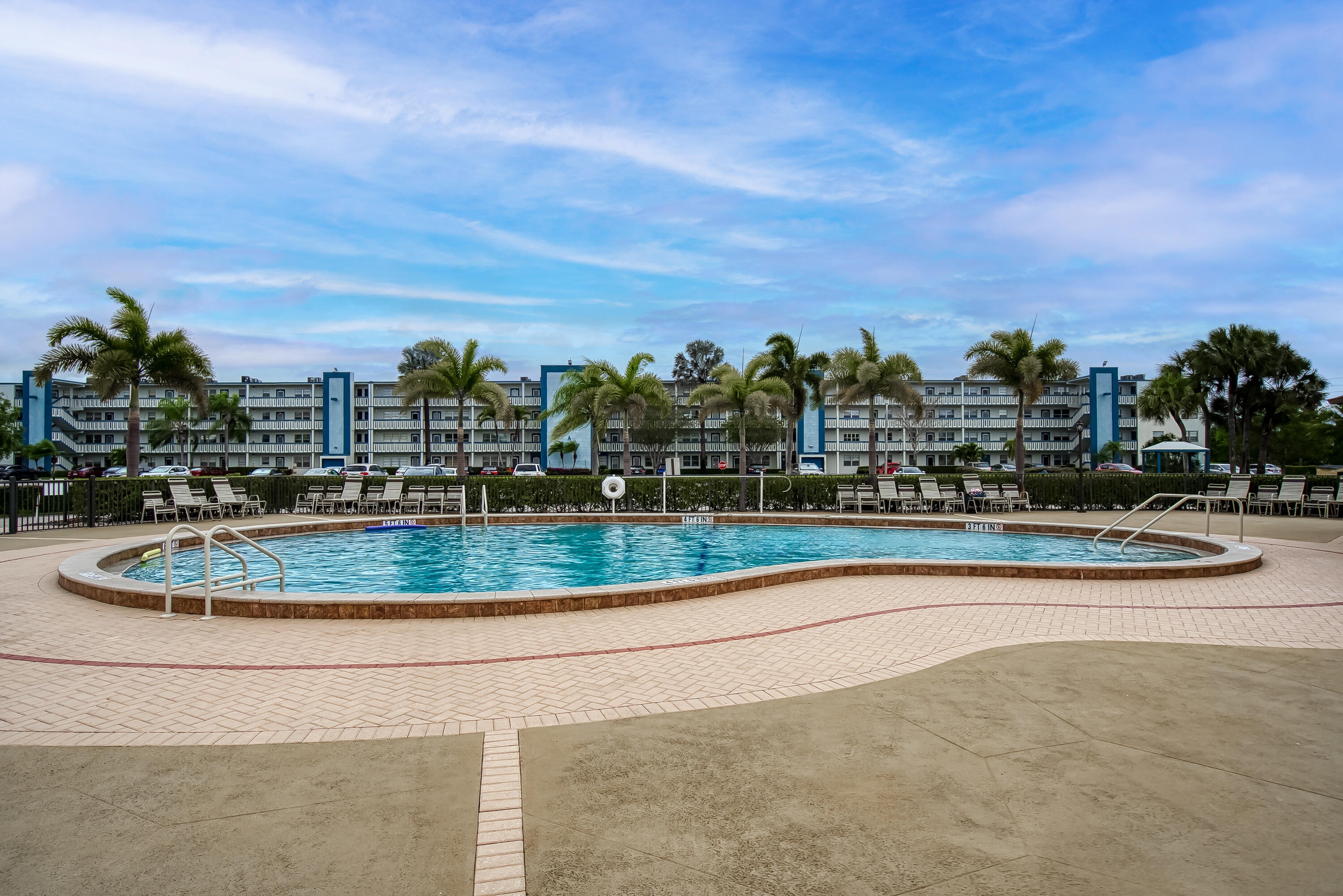 LINCOLN AT CENTURY VILLAGE CONDO - Residential