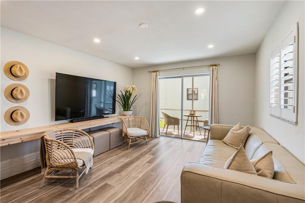 1300 Seaway Drive B6, Hutchinson Island, FL, 34949/$319,000 3 1300 Seaway Drive B6
