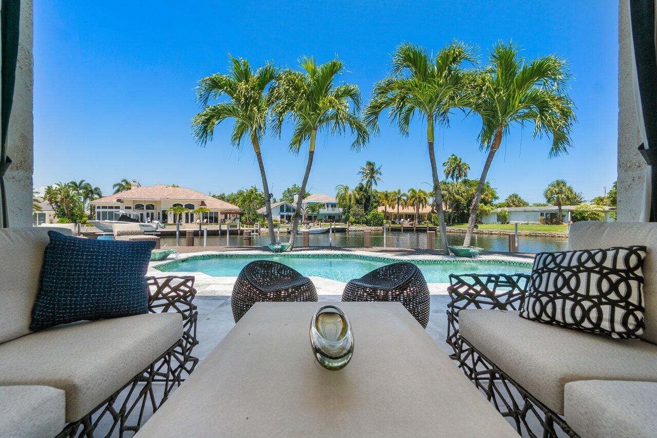 LIGHTHOUSE POINT - Residential