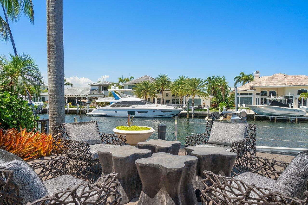 LIGHTHOUSE POINT - Residential