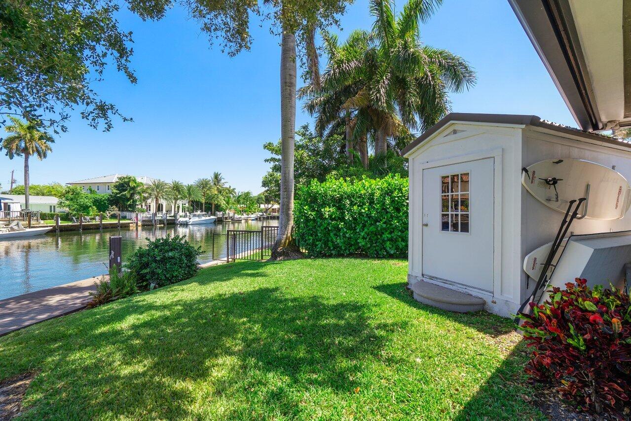 LIGHTHOUSE POINT - Residential